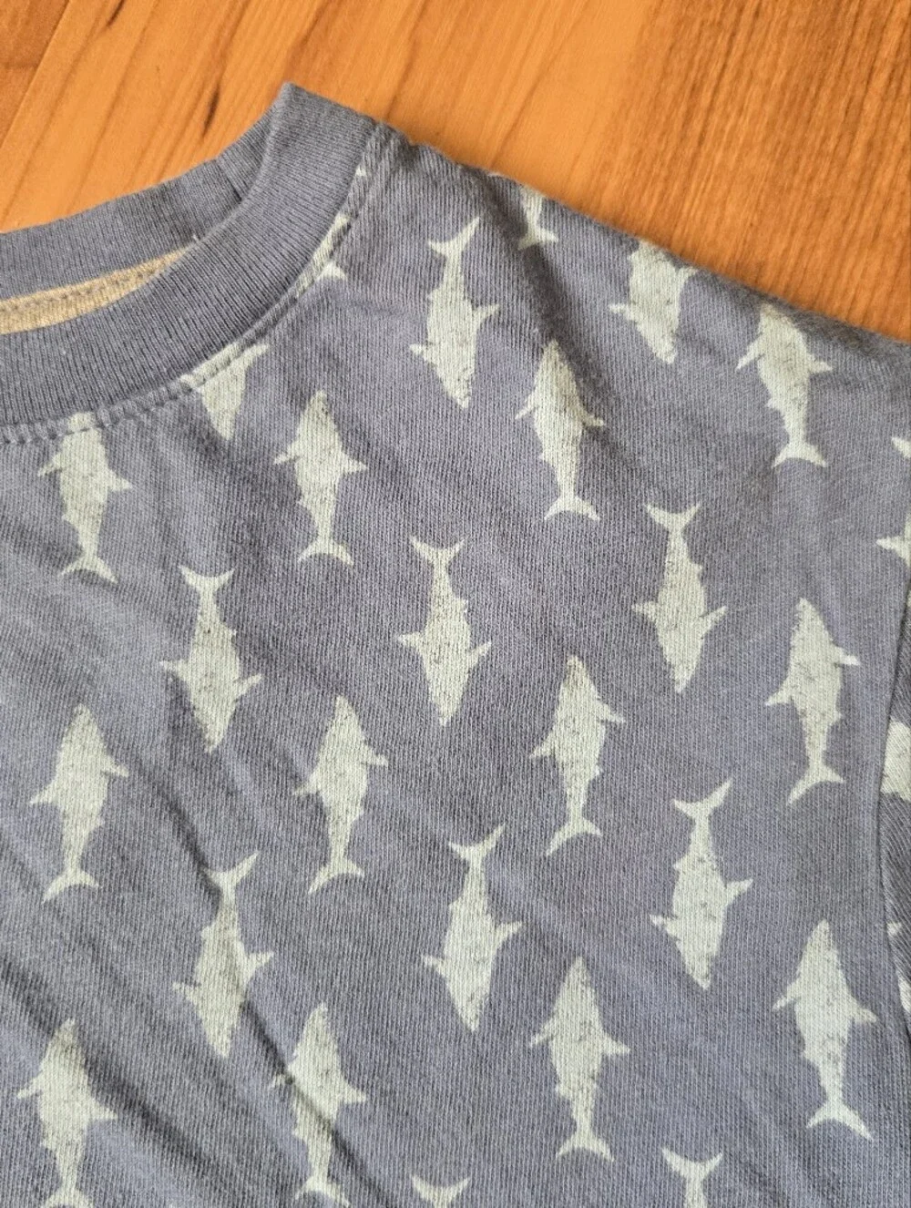 Set of Size 8 Kids Shark Graphic Tee & Shark-Print Top Old Navy Blue White VGUC